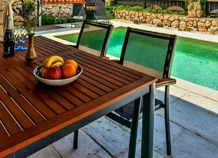 Vintage Residence Dramalj, Pool Self-Use