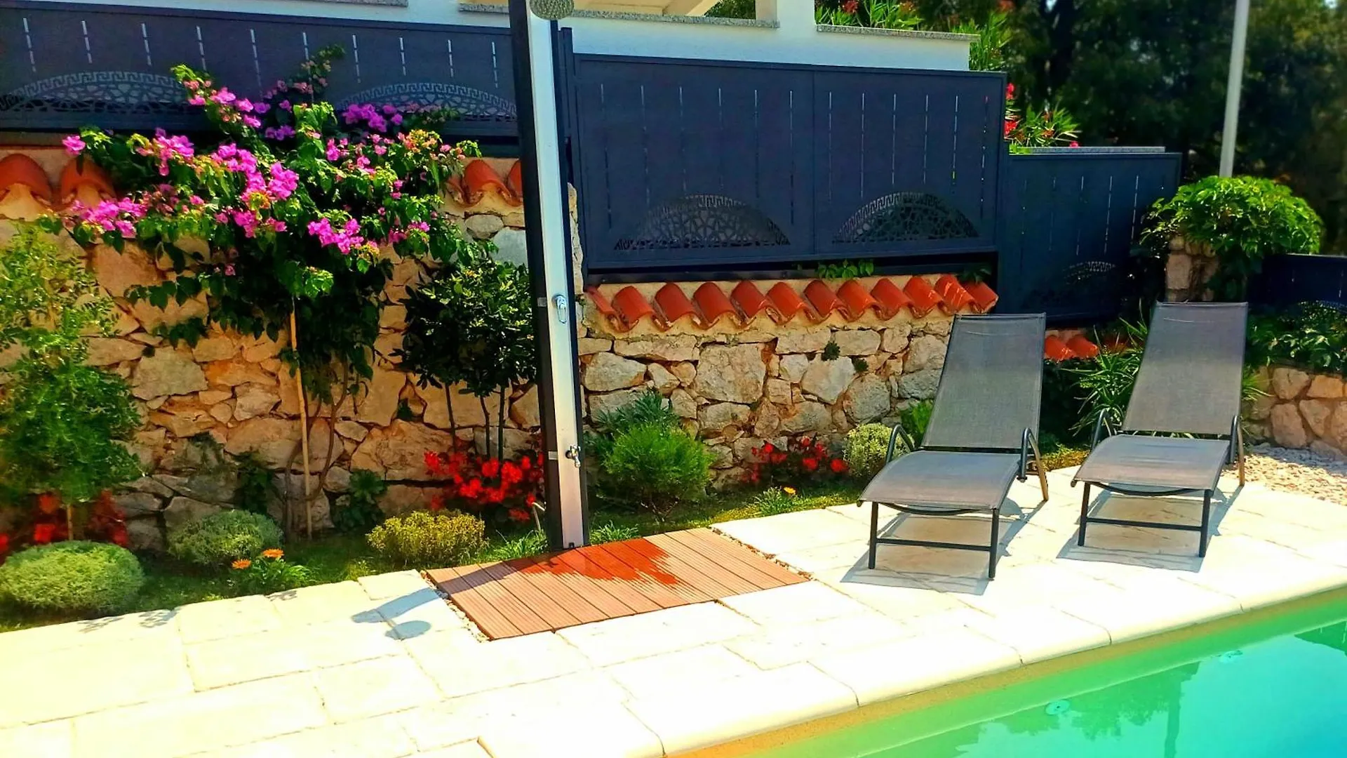 Vintage Residence Dramalj, Pool Self-Use Apartment